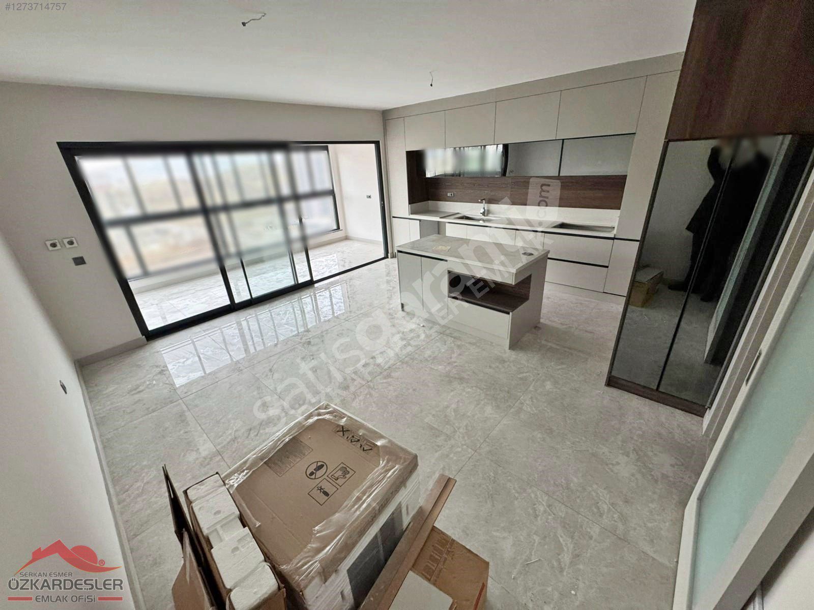 YOZGAT BULVARI ÜZERİNDE OVACIĞIN KALBİNDE FULL YAPILI LÜKS 3+1..