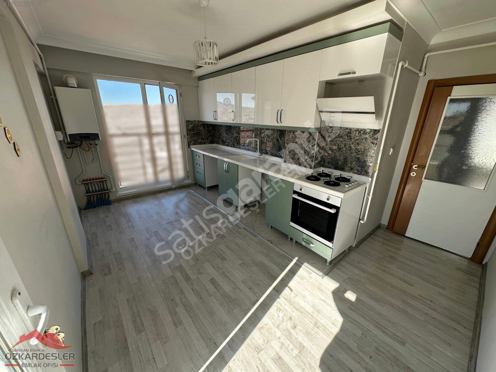 KARAKEÇİLİ CADDESİ PARALELİ DOLMUŞ OTOBÜS DURAKLARINA YAKIN! 3+1