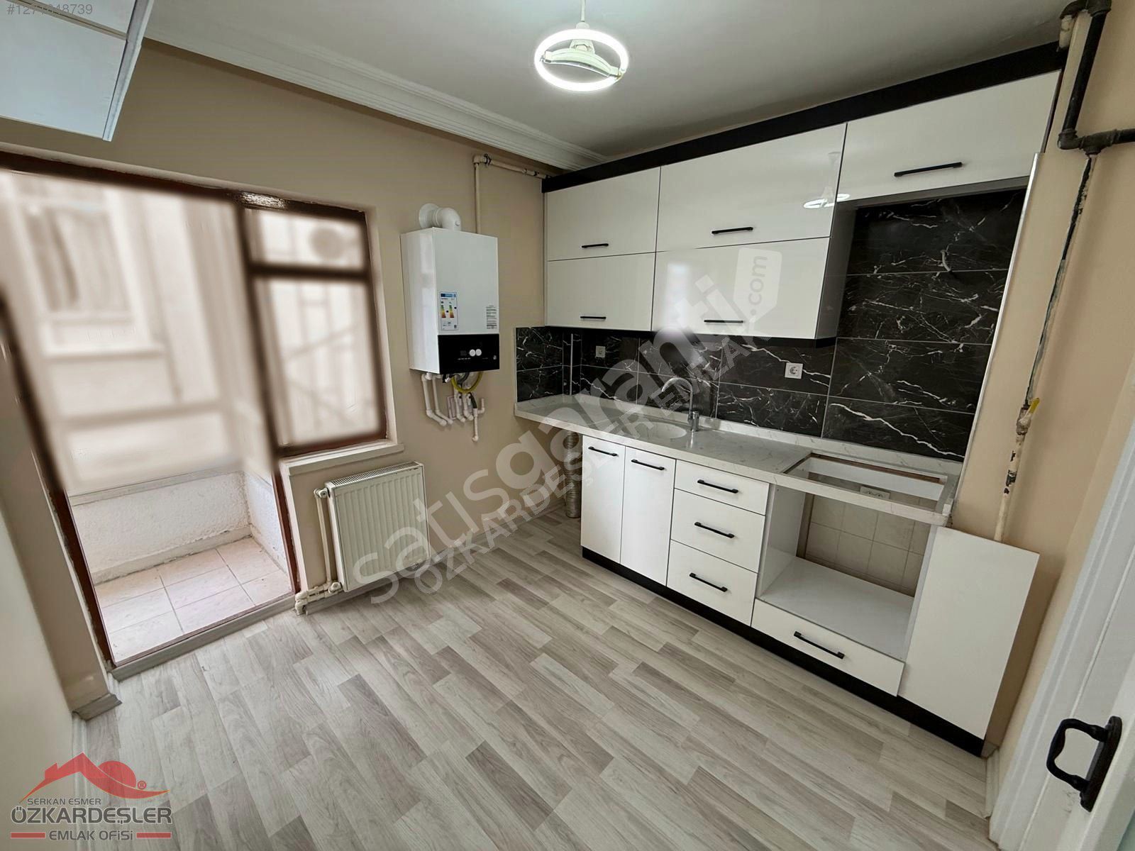 ÖZKARDEŞLER'den 19 MAYIS CADDESİ PARALELİNDE HUZUR VE KONFOR 3+1