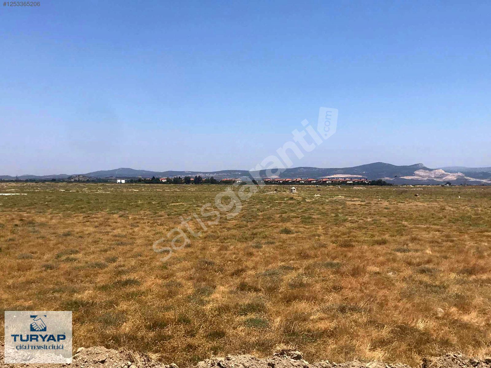 Dikili Çandarlı Mahalles'inde Satılık Arsa