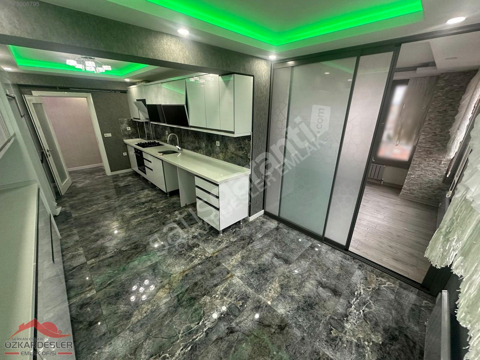 ÖZKARDEŞLER'den PANOROMİK ANKARA MANZARALI KONFORLU VE FERAH 4+1