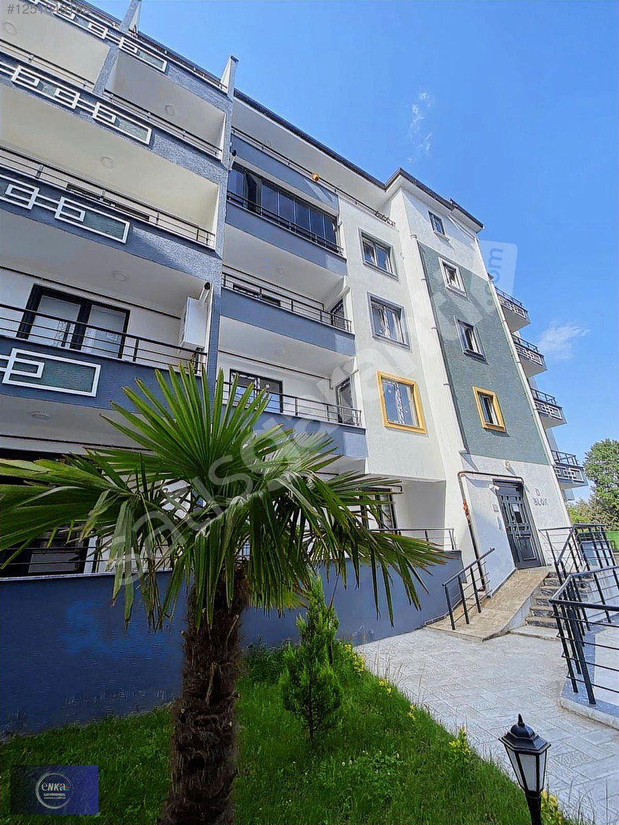 HAVUZLU VE ÇOCUK PARKI, SİTE İÇERSİ 3+1 FERAH DAİRE