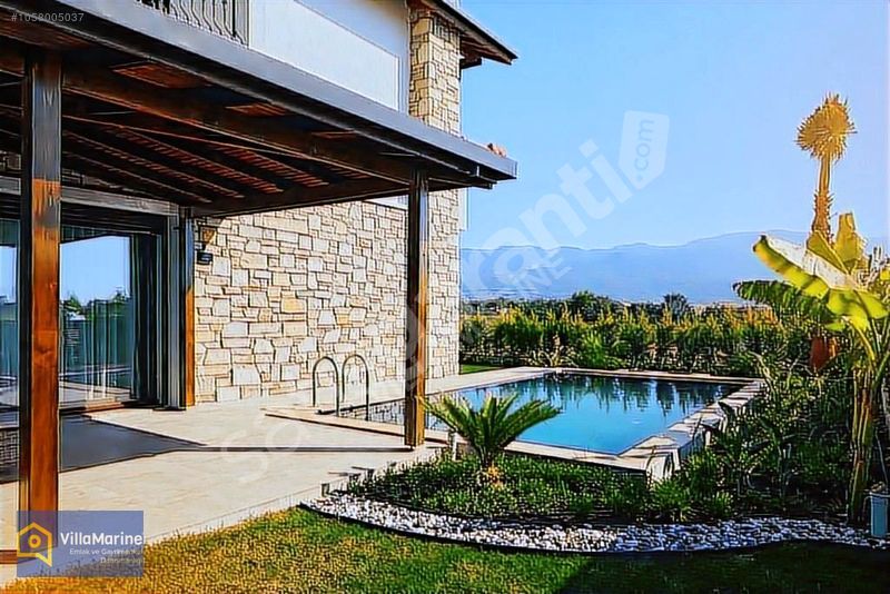 ÖZEL HAVUZLU TEK MÜSTAKİL