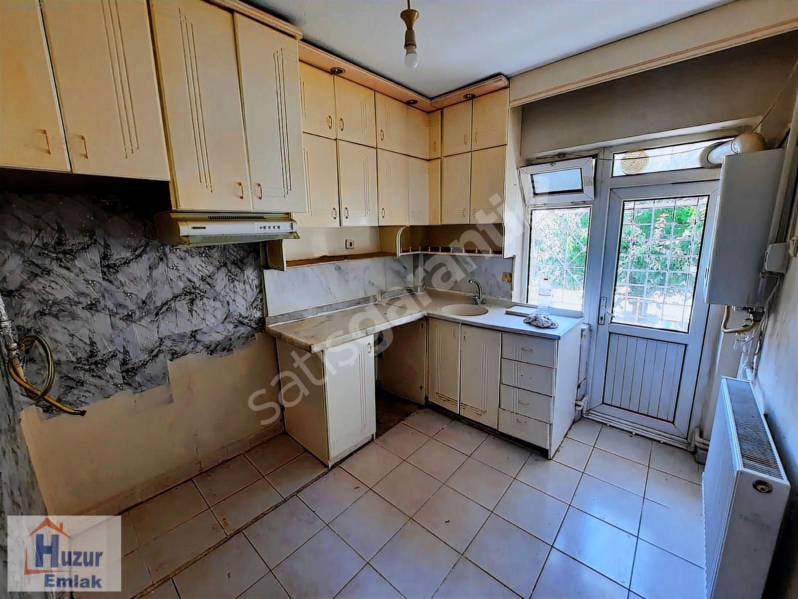 KOCATEPE MAHALLESİNDE 3+1 KİRALIK DAİRE.