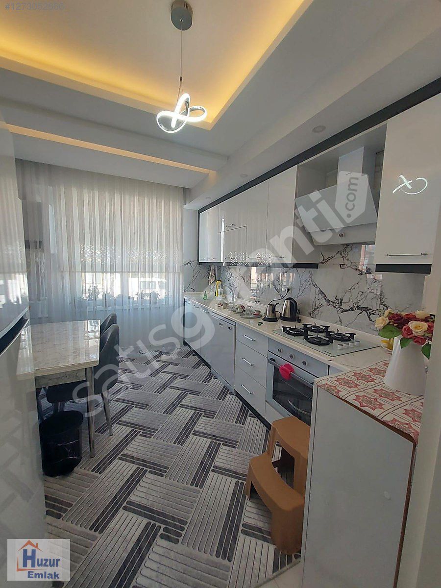 KANLICA MAHALLESİNDE LÜKS 2+1 SIFIR FIRSAT SATILIK DAİRE..!