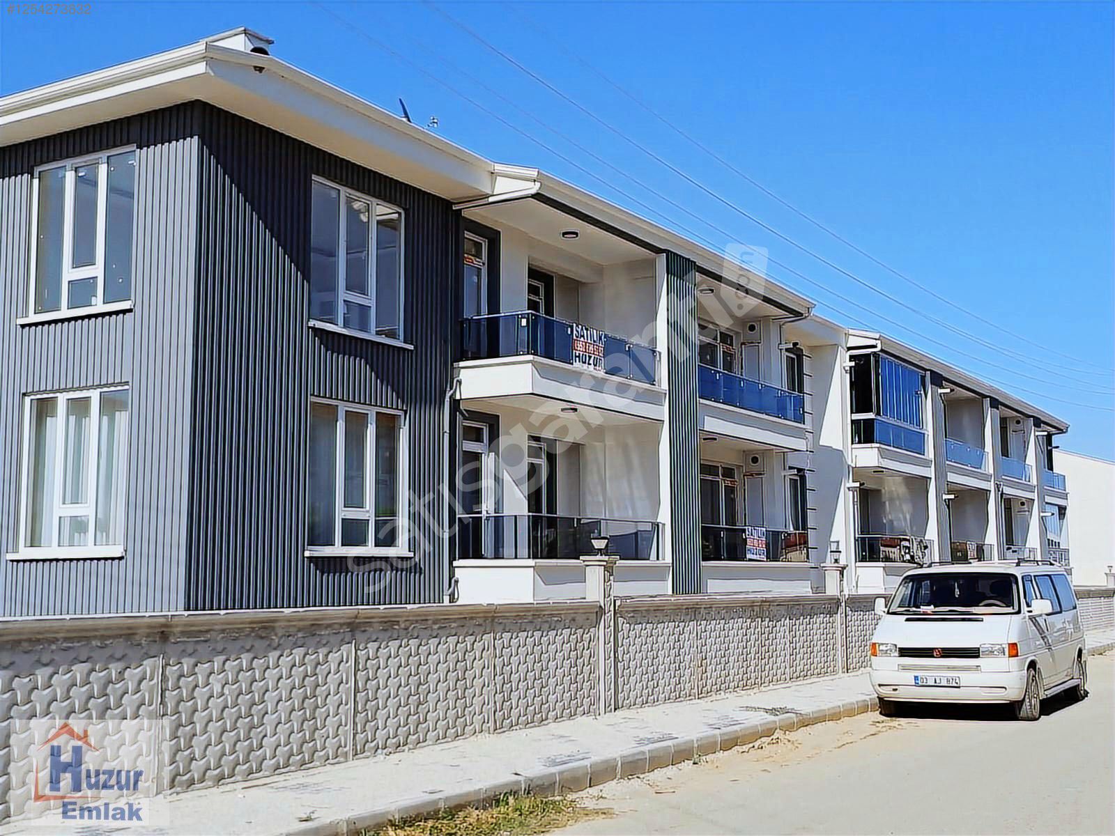 KARŞIYAKA MAHALLESİNDE 3+1 SATILIK LÜX DAİRE...!