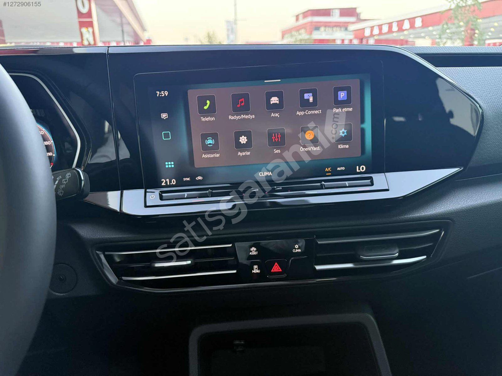 2025 SIFIR BOYA DEĞİŞEN HASAR YOK 20 GÜNLÜK 965 KM KART GEÇER