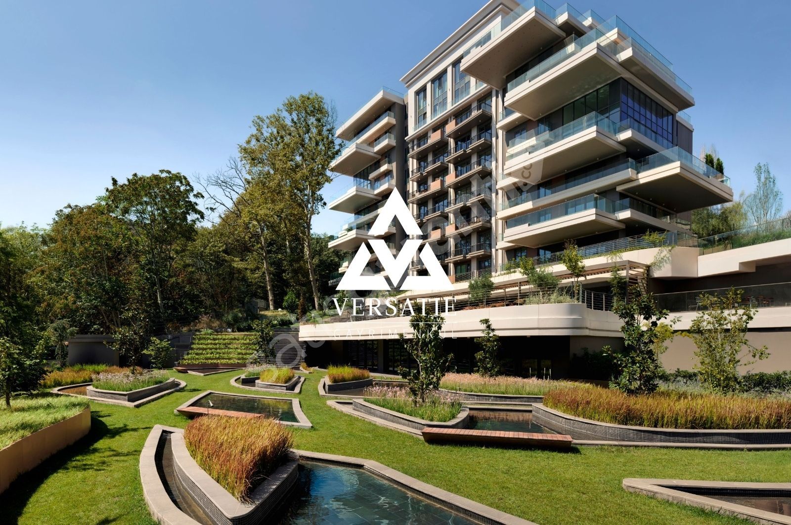 NİŞANTAŞI KORU'DA ÖNÜ AÇIK HAVUZLU SÜPER LÜKS 4.5+1 DAİRE