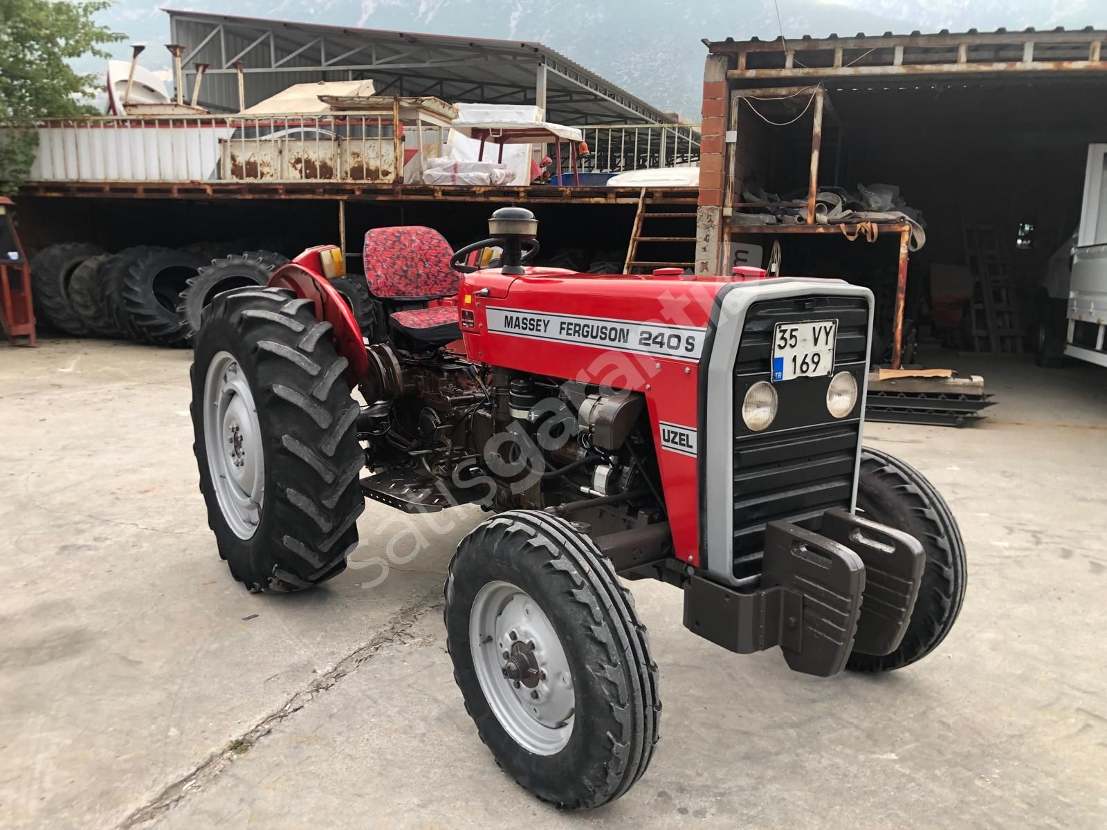 1987 MODEL, MASSEY FERGUSON 240