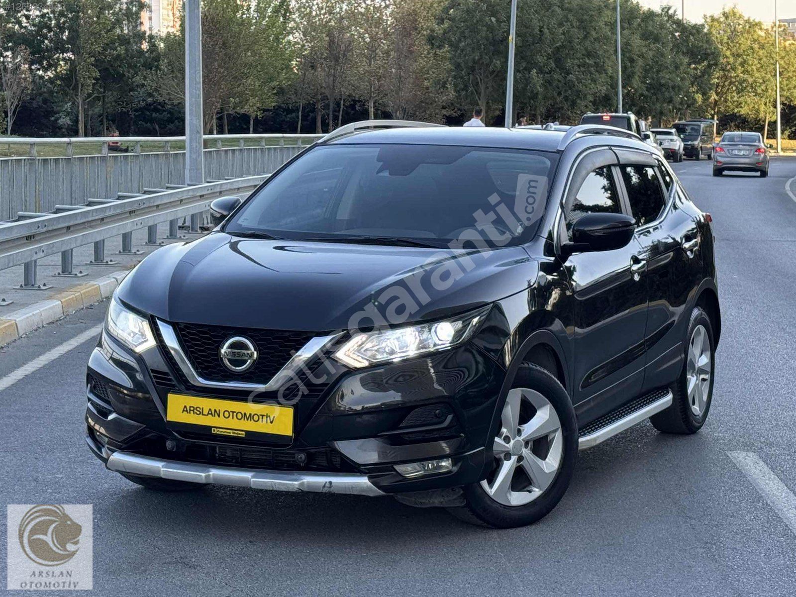 2018 MD 145.000 KMDE CAM TAVANLI NİSSAN QASHQAİ 1.6 DCİ OTOMATİK