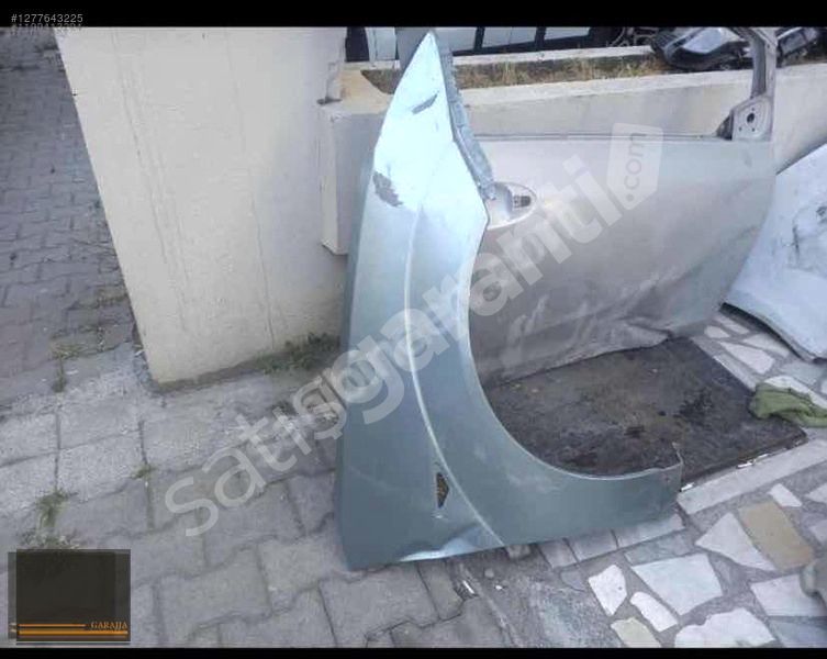 FORD FOCUS 1 ÖN SAĞ ÇAMURLUK ORİJİNAL ÇIKMA