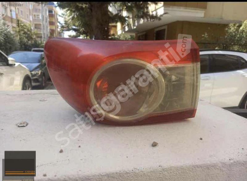 TOYOTA COROLLA ARKA SOL DIŞ STOP ÇIKMA