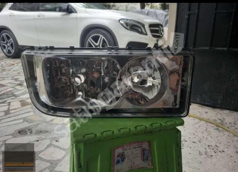 MERCEDES AXOR ÖN SAĞ FAR SIFIR YAN SANAYİ