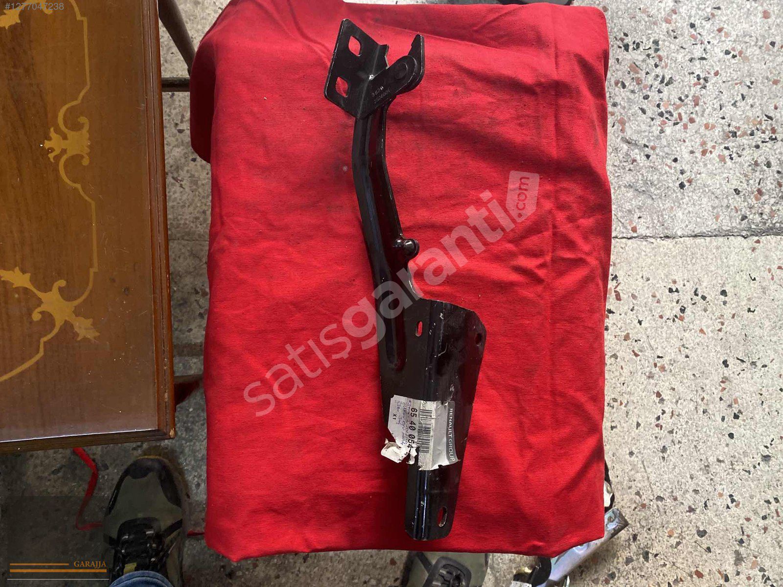 RENAULT KANGO 3 2014/20 SAĞ KAPUT MENTEŞESİ SIFIR ORİJİNAL