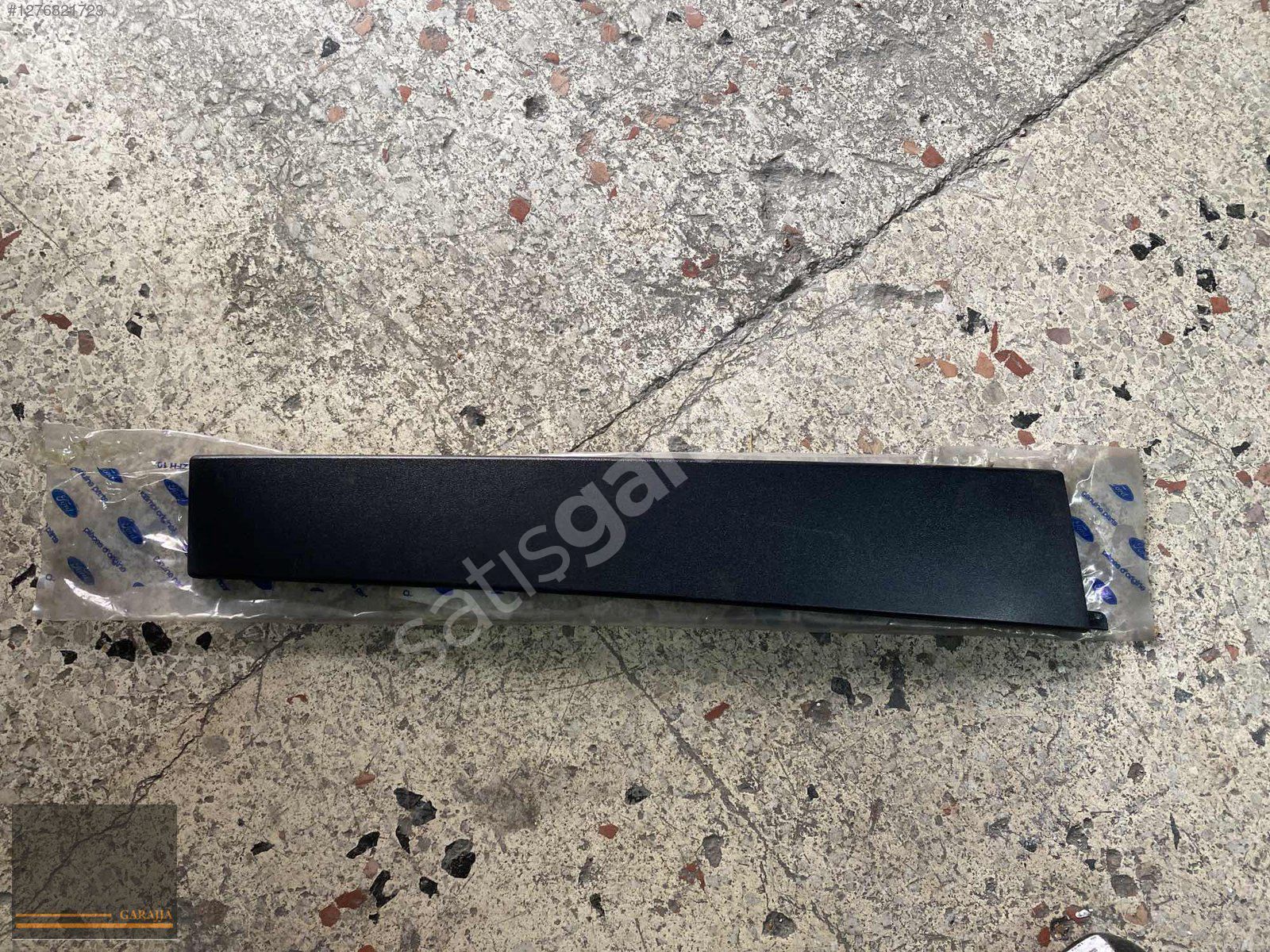 FORD FOCUS 2 ARKA SOL KAPI DİREK KAPLAMASI SIFIR ORİJİNAL