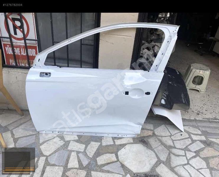 RENAULT CLİO 5 ÖN SOL KAPI ORİJİNAL ÇIKMA