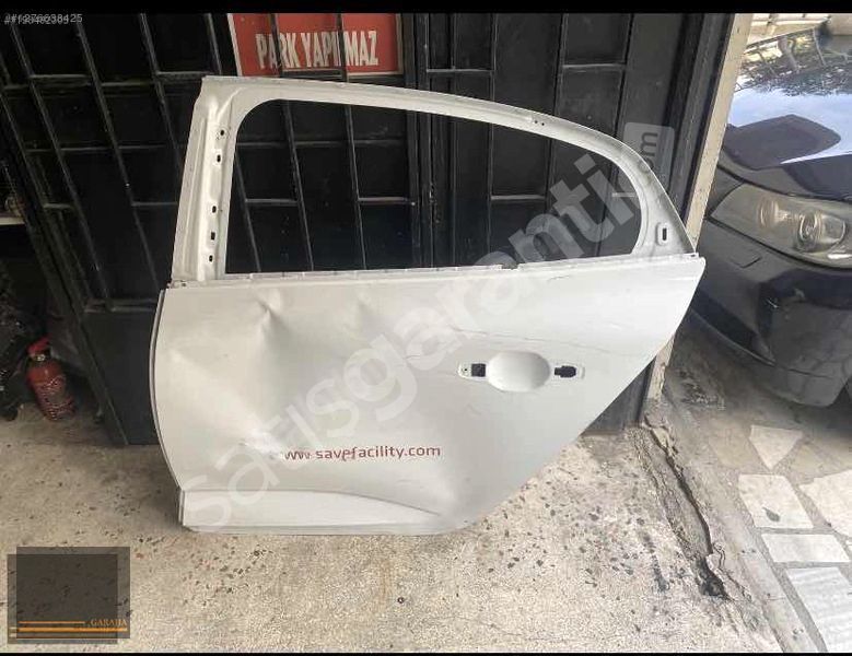RENAULT MEGANE 4 ARKA SOL KAPI ORİJİNAL ÇIKMA