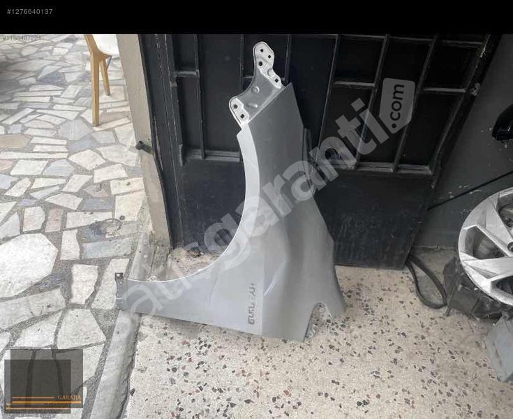 TOYOTA COROLLA ÖN SOL ÇAMURLUK ORİJİNAL ÇIKMA