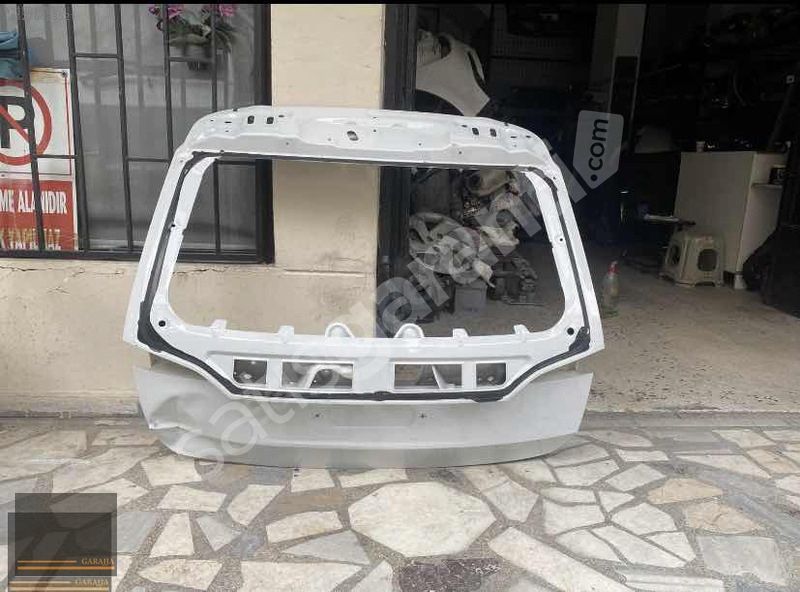 SKODA SCALA 2019 ÜSTÜ ARKA BAGAJ KAPAĞI ORİJİNAL ÇIKMA