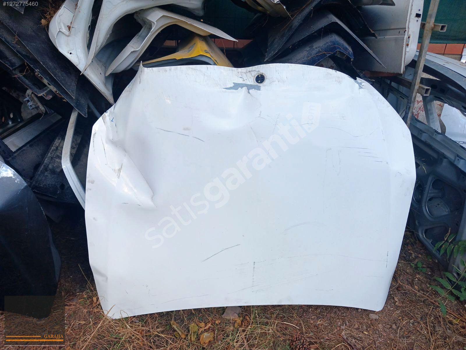 MERCEDES W205 ÖN KAPUT ORJİNAL ÖNCESİ BOYASIZ KAPORTA İŞİ VAR