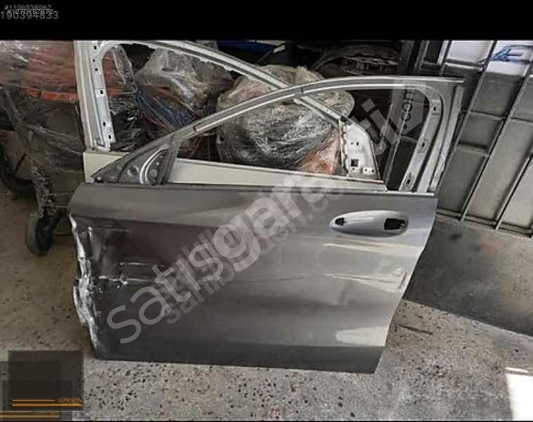 MERCEDES GLA ÖN SOL KAPI ORİJİNAL ÇIKMA