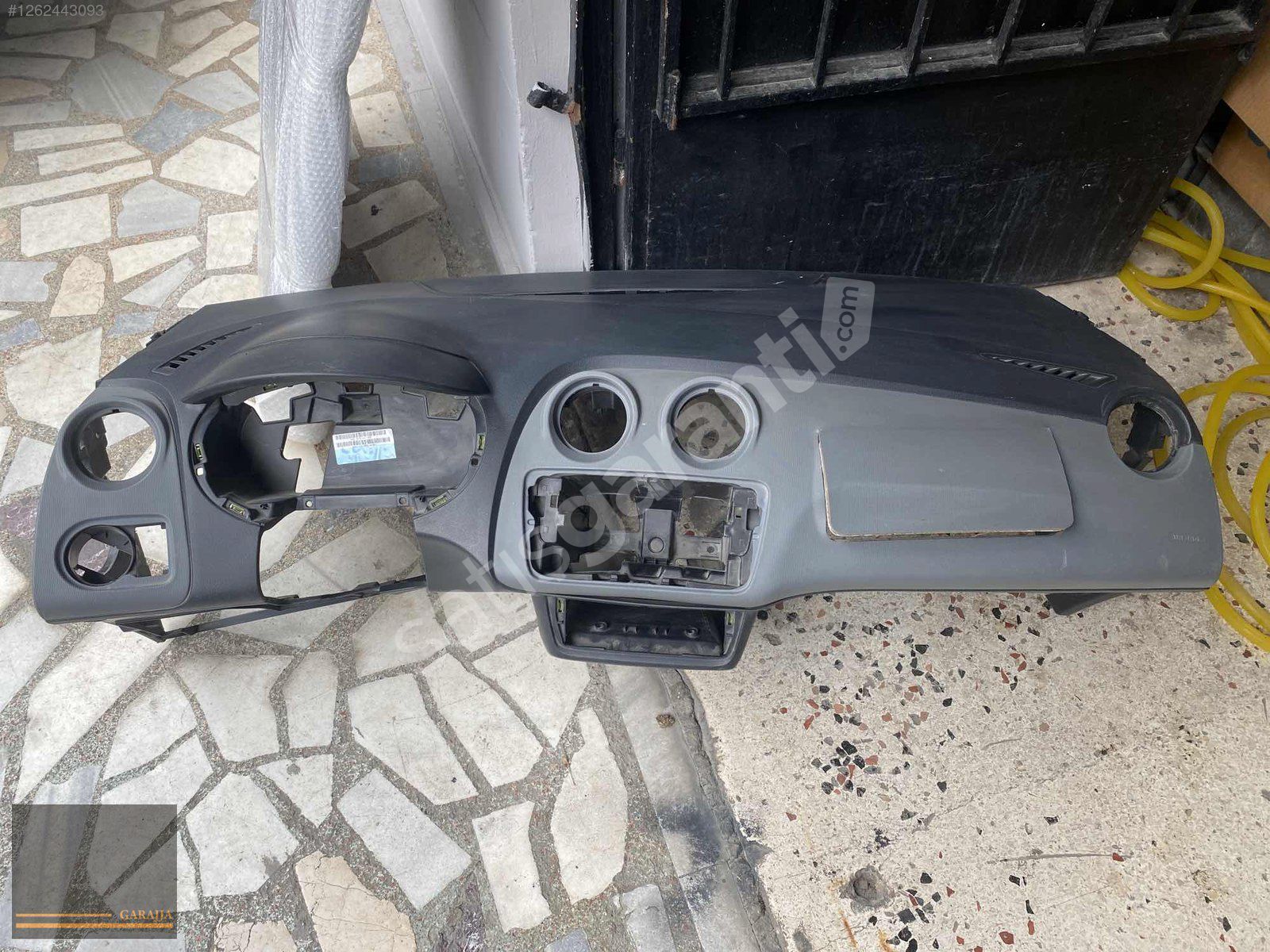 SEAT İBİZA 2008/17 6J ÖN TORPİDO PATLAK ORİJİNAL ÇIKMA