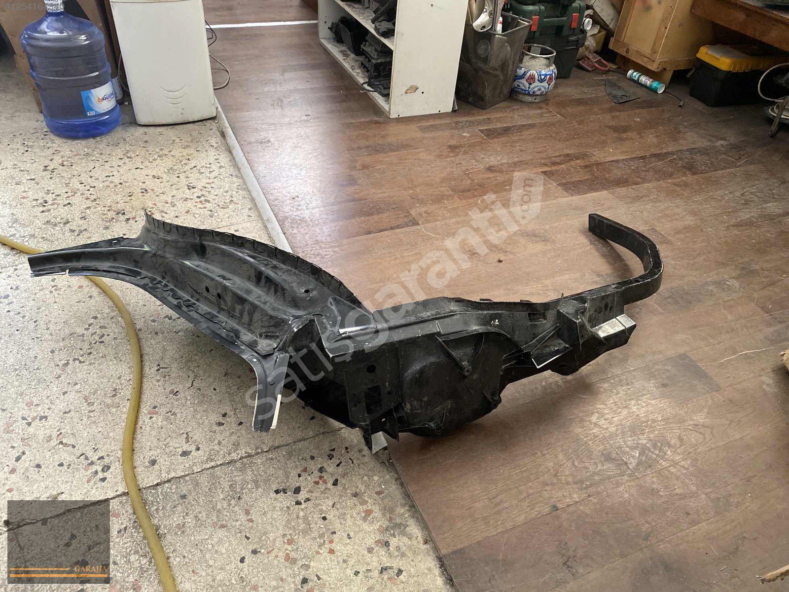 AUDİ A8 RS8 ARKA BAGAJ TEKER ÜSTÜ İÇ SACI 4E0814186D