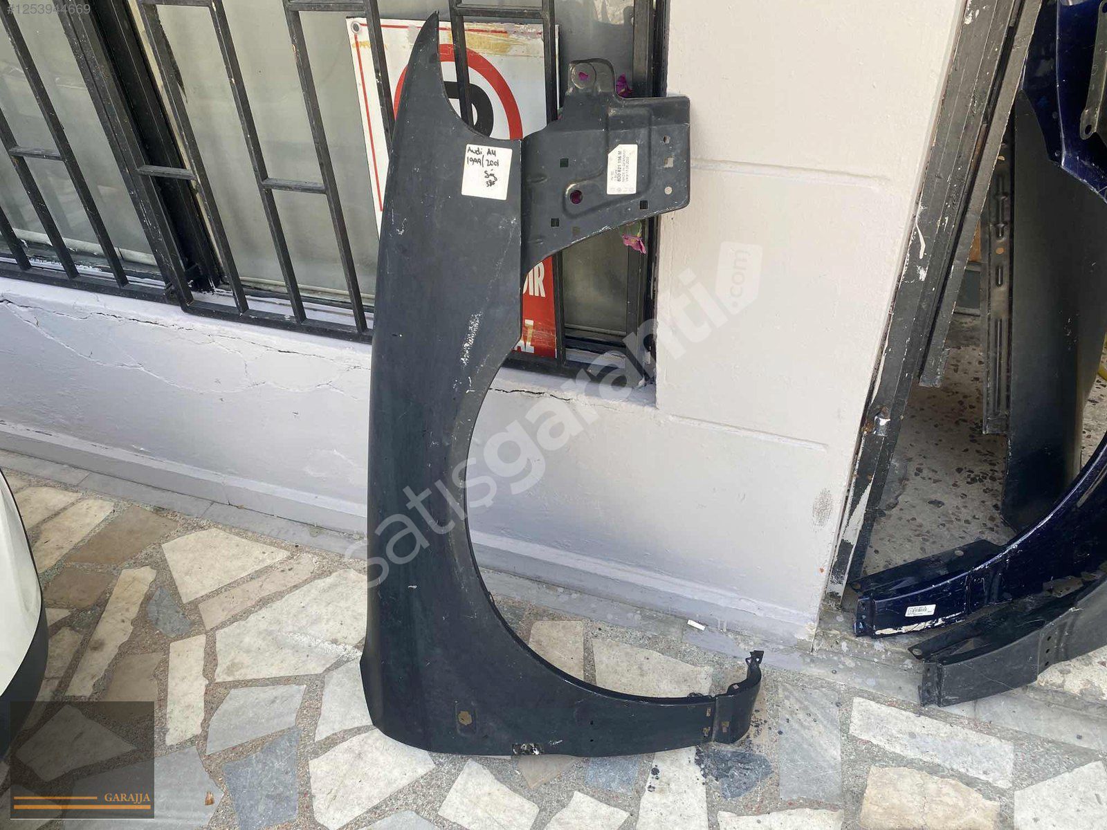 AUDİ A4 1999/2001 SIFIR ÖN SAĞ ÇAMURLUK ORİJİNAL 8D0821106M