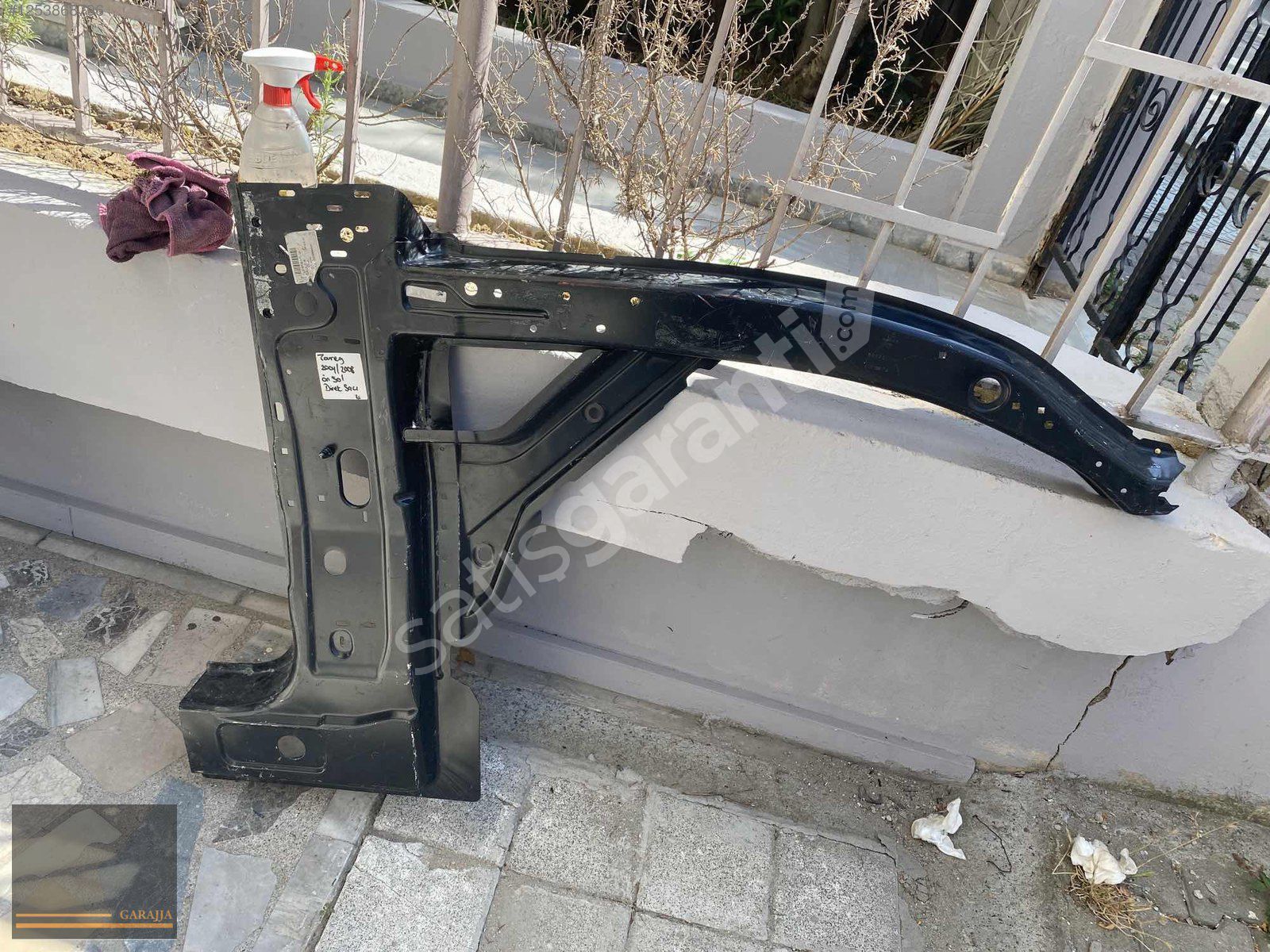 VOLKSWAGEN TOUAREG 2004/2008 ÖN SOL DİREK SACI 7L0805191 SIFIR