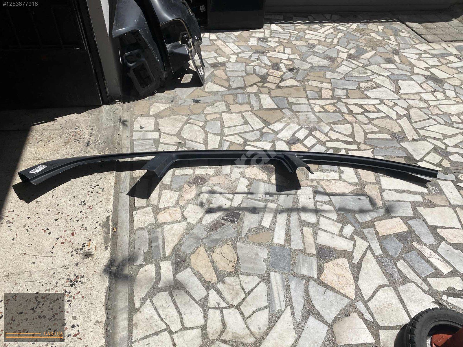 AUDİ Q7 2007/2015 SAĞ ÜST FRANGARD SIFIR ORİJİNAL 4L0809834