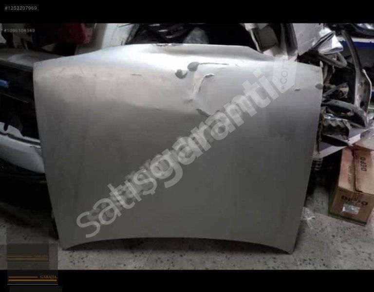 RENAULT 19 EUROPA MOTOR KAPUTU ORİJİNAL ÇIKMA