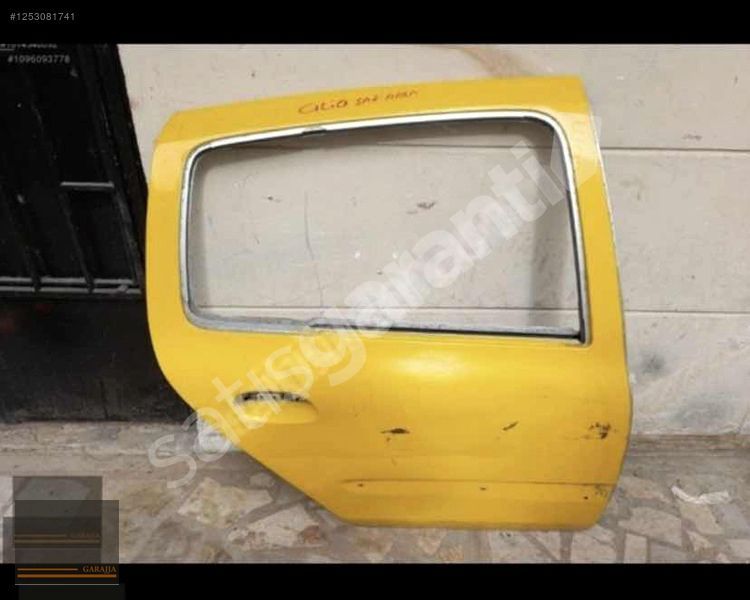 RENAULT CLİO 2 ARKA SAĞ KAPI ORİJİNAL ÇIKMA