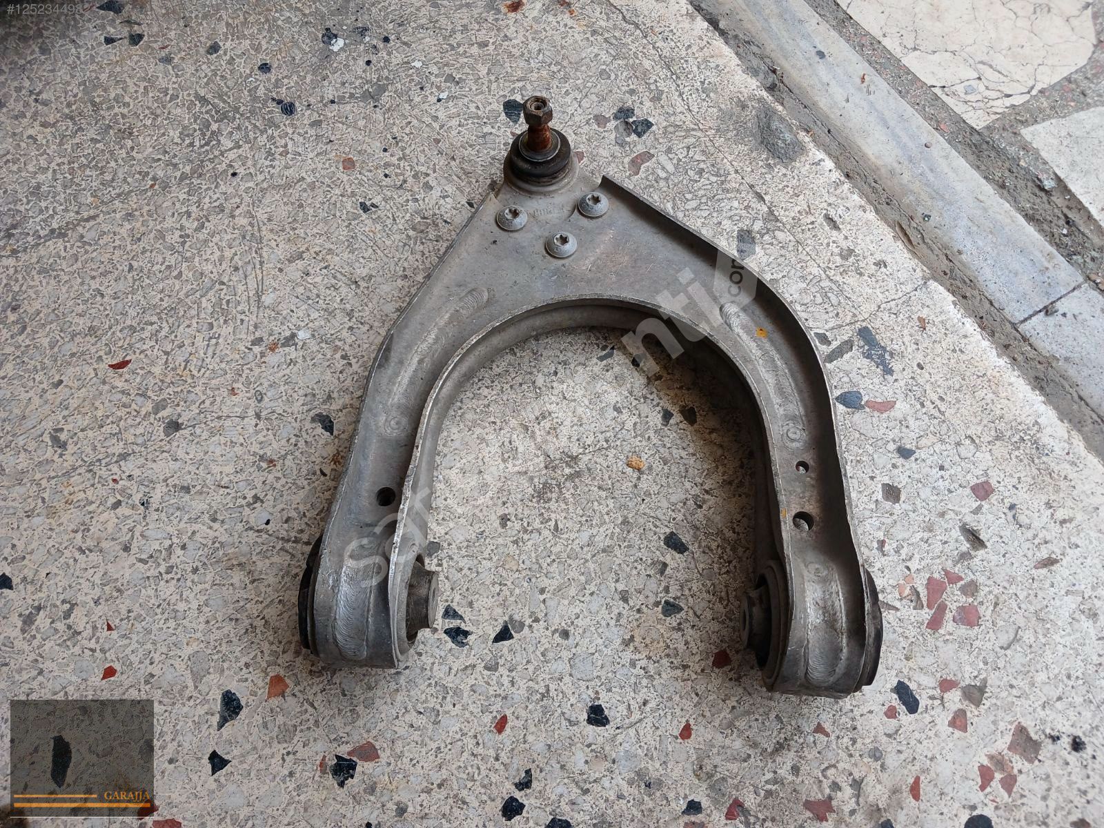 MERCEDES W211 E SERİSİ SAĞ ÖN ÜST SÜSPANSİYON KOLU A2113306507