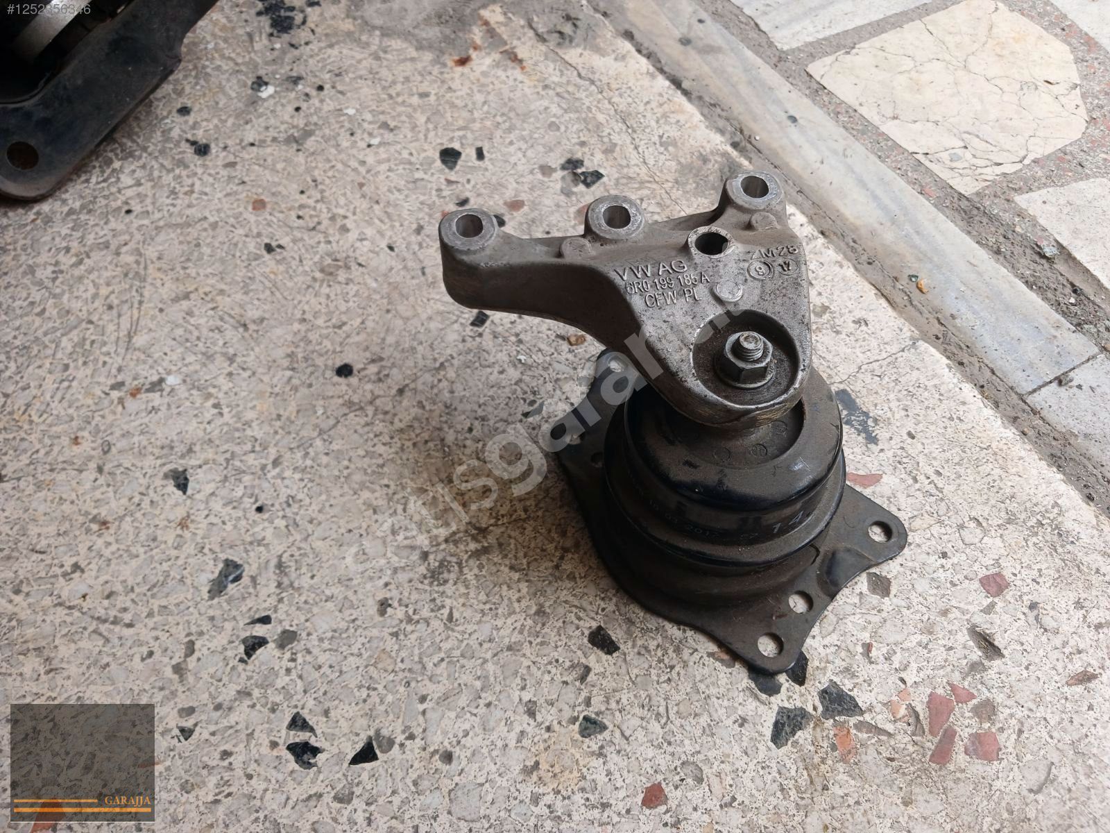 VOLKSWAGEN POLO SEAT İBİZA SAĞ MOTOR TAKOZU 6R0199185A