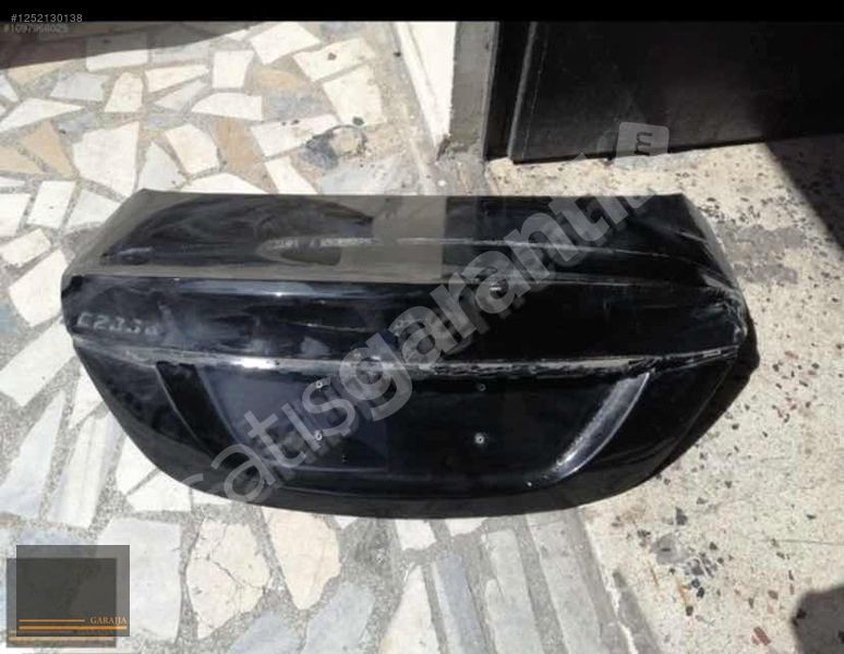 MERCEDES BENZ C200 ARKA BAGAJ KAPAĞI ORİJİNAL ÇIKMA
