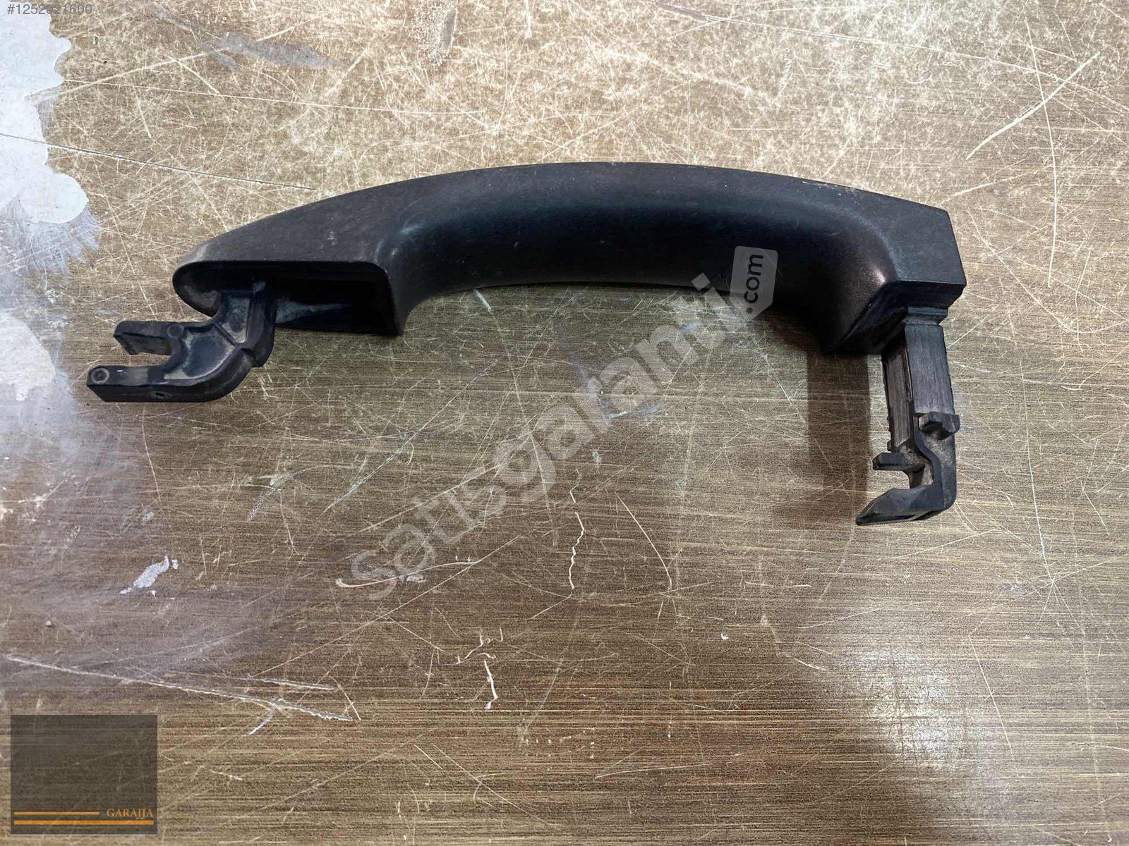 FORD FOCUS 3 FORD CUSTOM ÖN SOL DIŞ KAPI KOLU AM51U22404