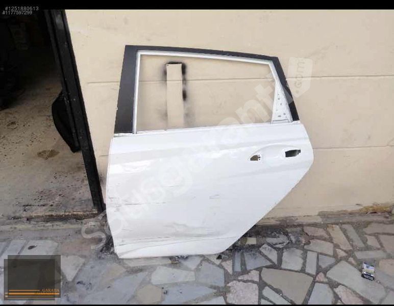 HYUNDAİ İ20 2020/2023 ARKA SOL KAPI ORİJİNAL ÇIKMA