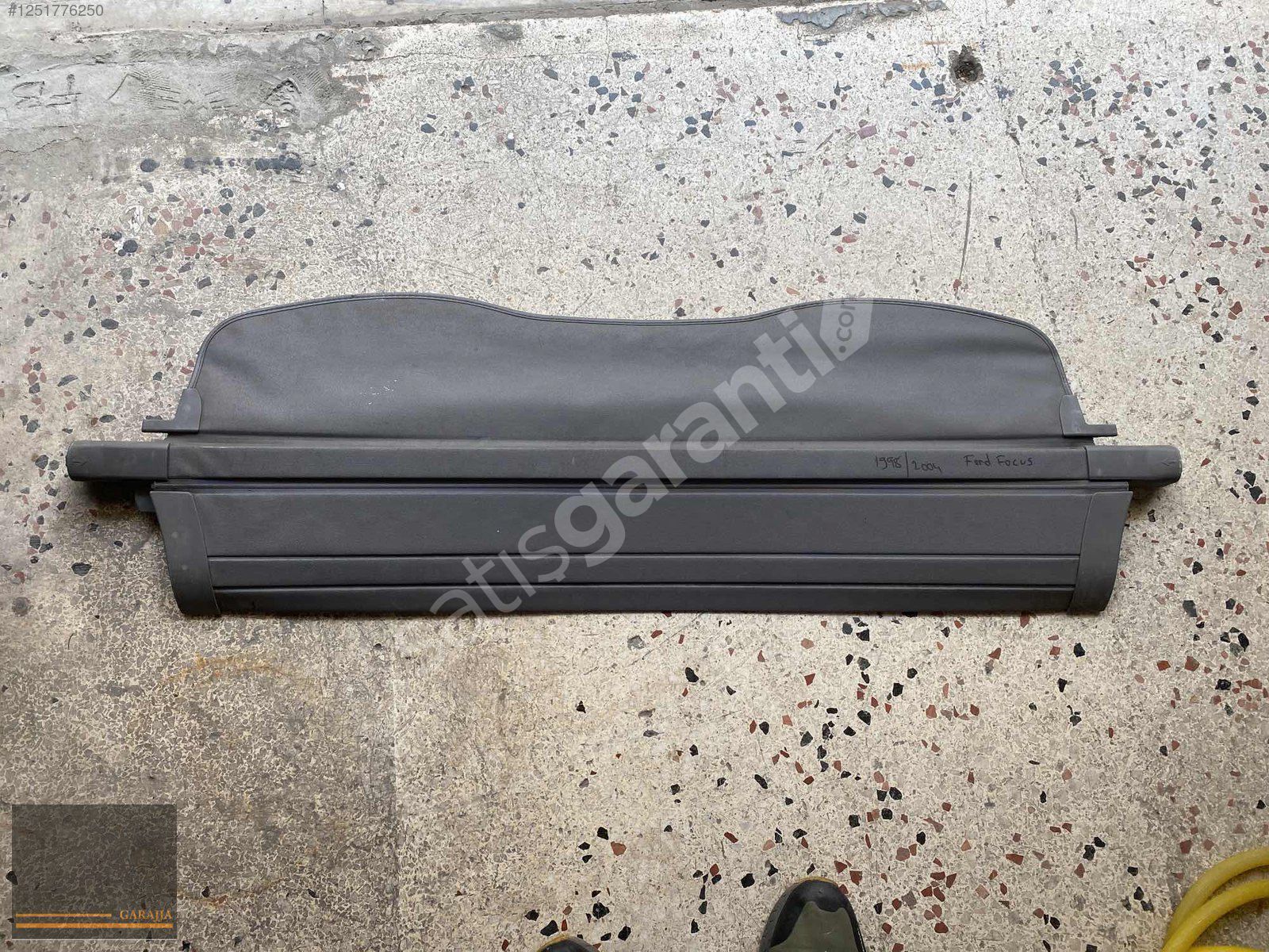 FORD FOCUS SW 1998/2005 ARKA BAGAJ PERDESİ ORİJİNAL ÇIKMA