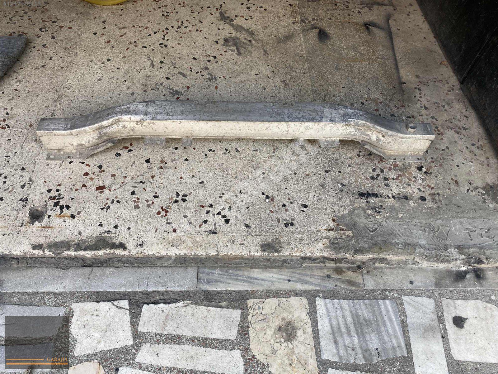 OPEL ASTRA H ARKA TAMPON DEMİRİ ORİJİNAL ÇIKMA