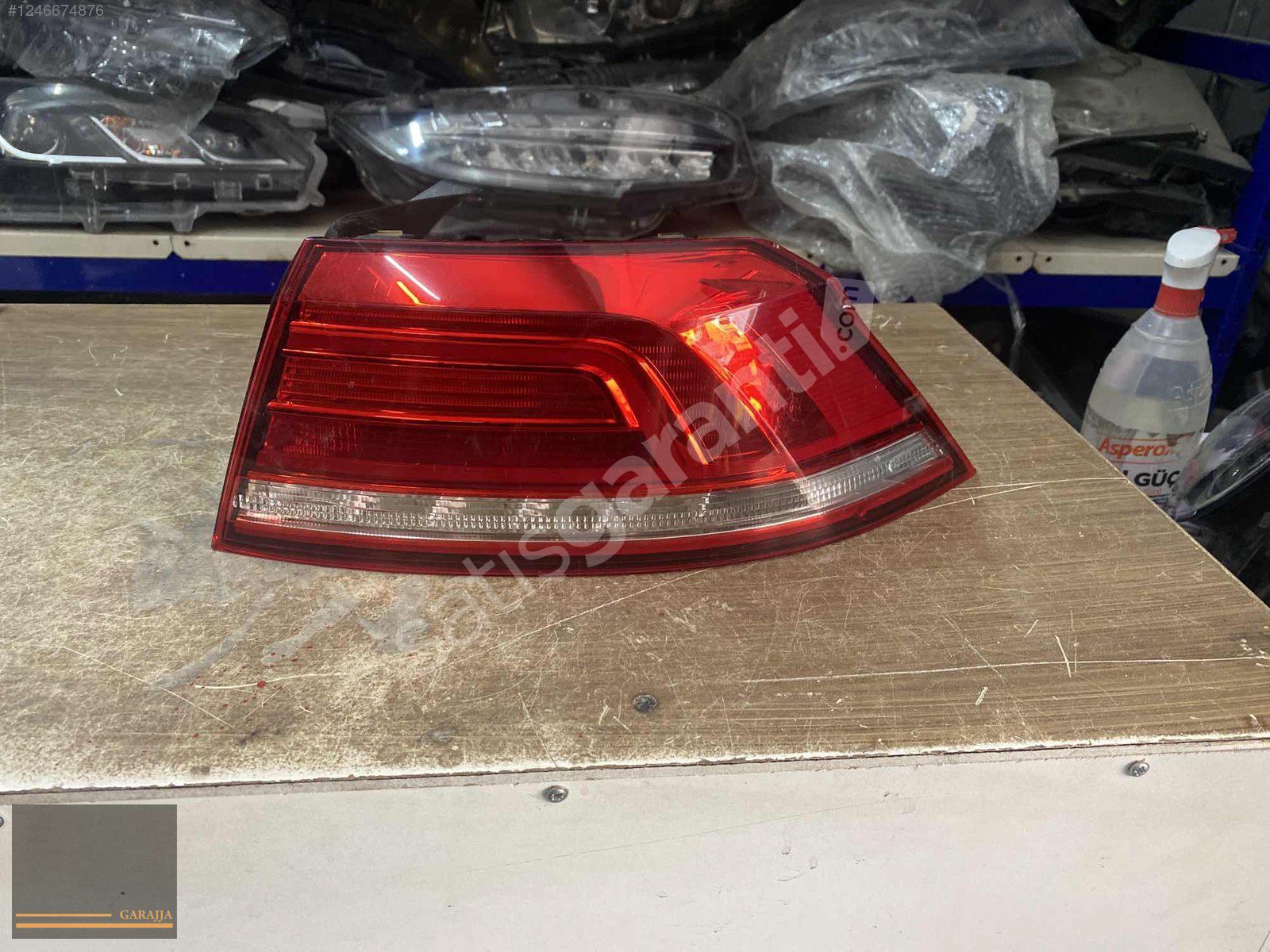 VOLKSWAGEN PASSAT B8 LEDLİ ARKA SAĞ STOP ORİJİNAL ÇIKMA