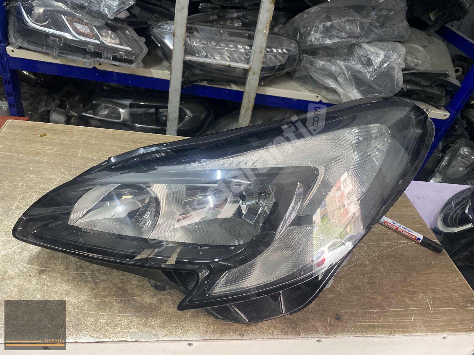 OPEL CORSA E ÖN SOL FAR ORİJİNAL ÇIKMA