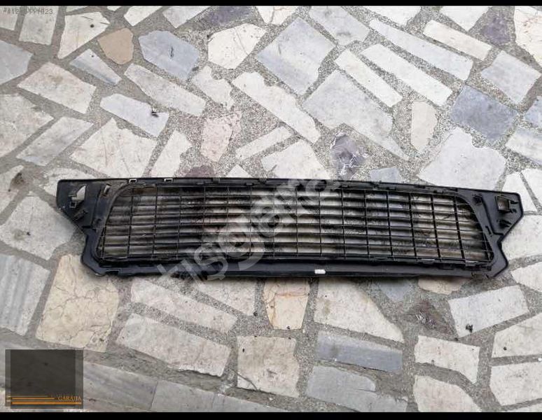 DACİA DUSTER 2010/12 ÖN TAMPON ALT IZGARASI ORİJİNAL ÇIKMA