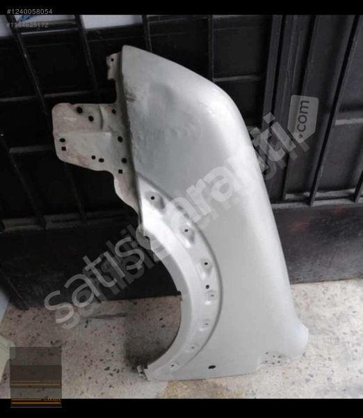 FORD CONNECT ÖN SOL ÇAMURLUK ORİJİNAL ÇIKMA