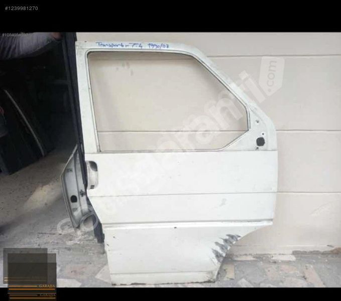 VOLKSWAGEN TRANSPORTER T4 ÖN SAĞ KAPI ORİJİNAL ÇIKMA