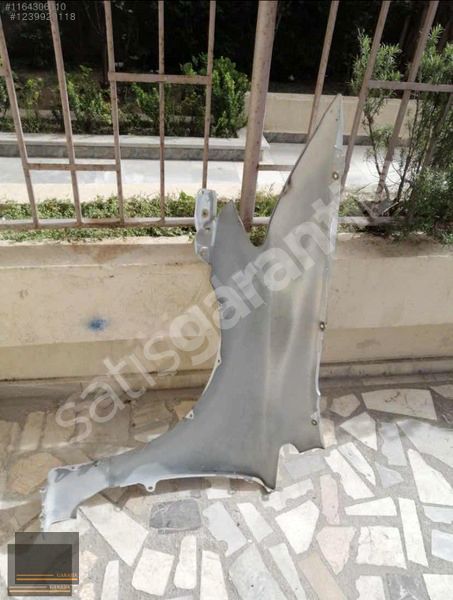 HONDA CİVİC FD6 2006/12 ÖN SAĞ ÇAMURLUK ÇIKMA TEMİZ