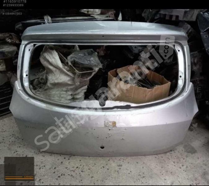 DACİA SANDERO ARKA BAGAJ KAPAĞI ORİJİNAL ÇIKMA