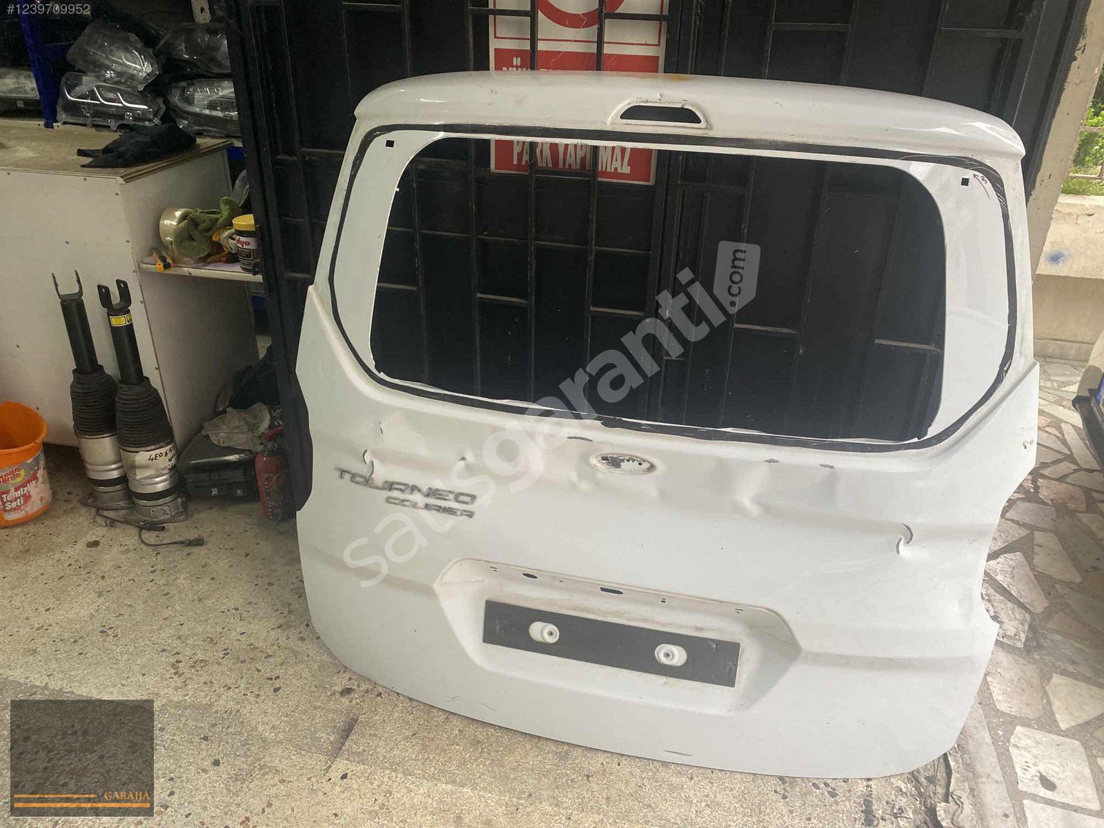 FORD TOURNEO COURİER ARKA BAGAJ KAPAĞI ORİJİNAL ÇIKMA