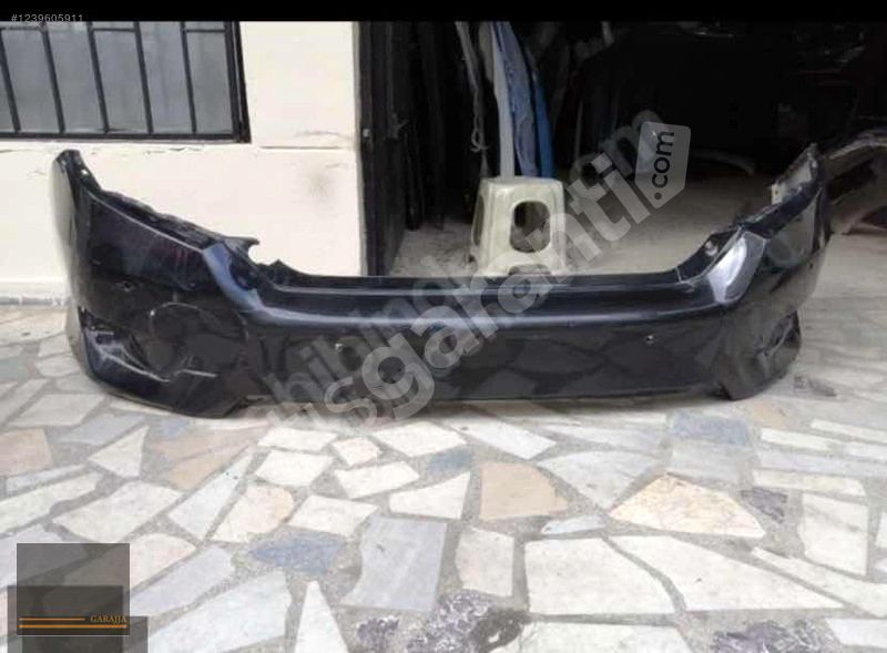 HONDA CİVİC FC5 ARKA TAMPON ORİJİNAL ÇIKMA