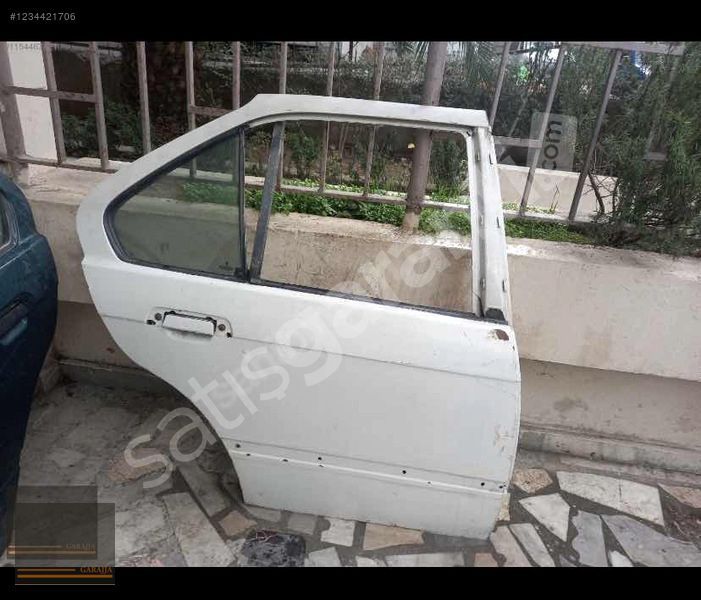 BMW E36 ARKA SAĞ KAPI ORİJİNAL ÇIKMA