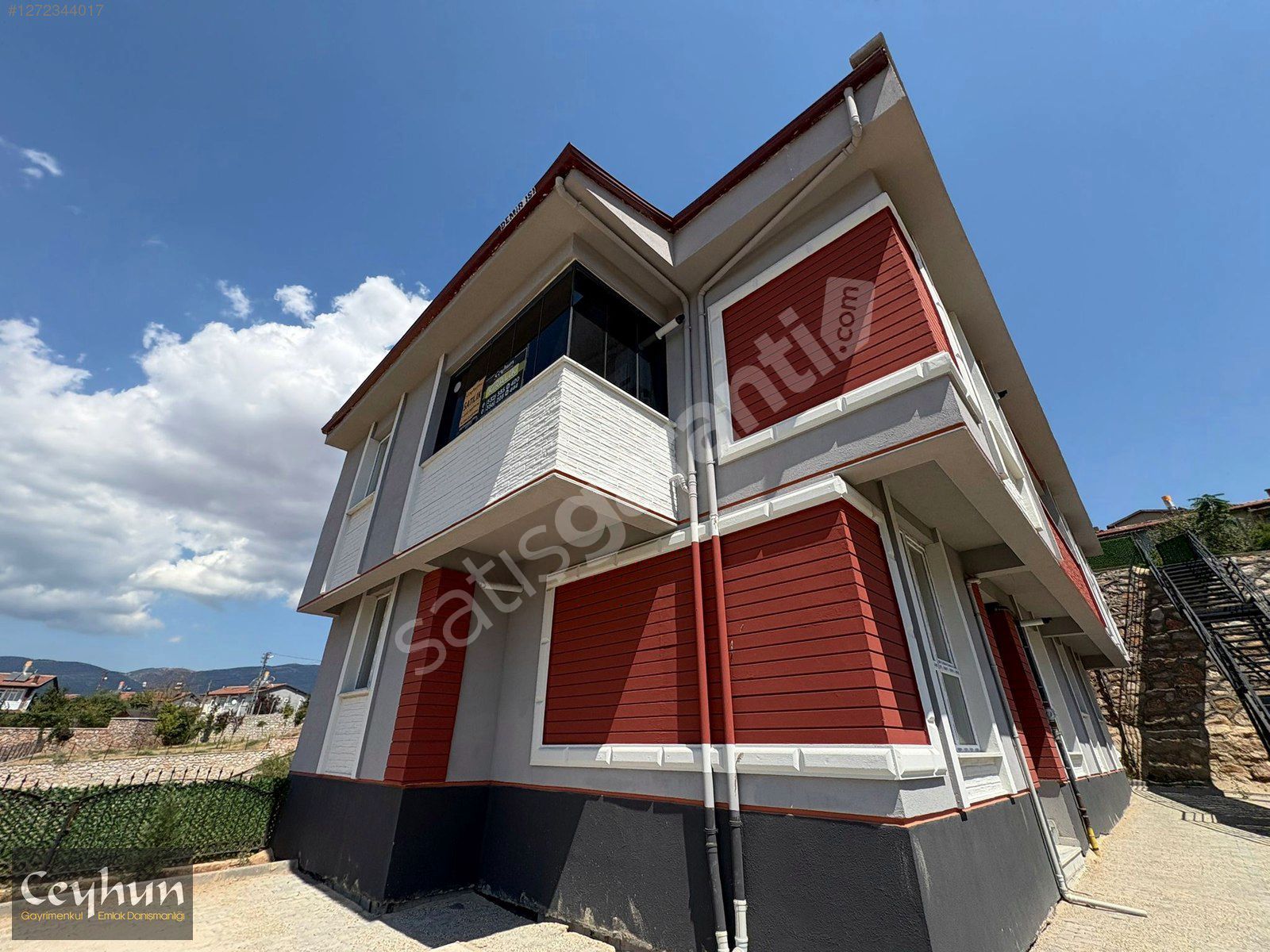 BEDESTENLİOĞLU'NDA LÜX SIFIR EŞYALI MOBİLYALI KİRALIK 1+1 DAİRE